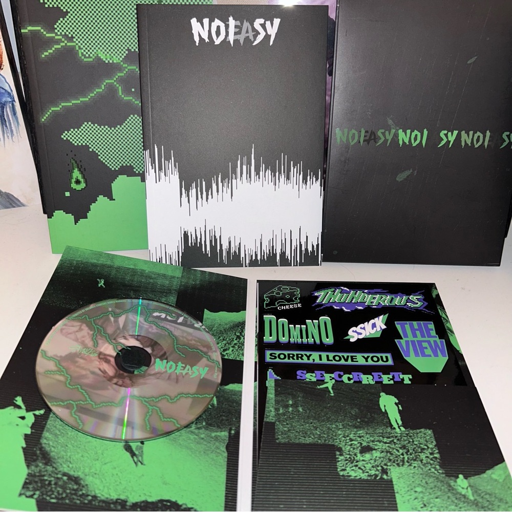 Stray Kids | NoEasy 2 VERSIONS | Official | Read Description - Picture 4 of 11